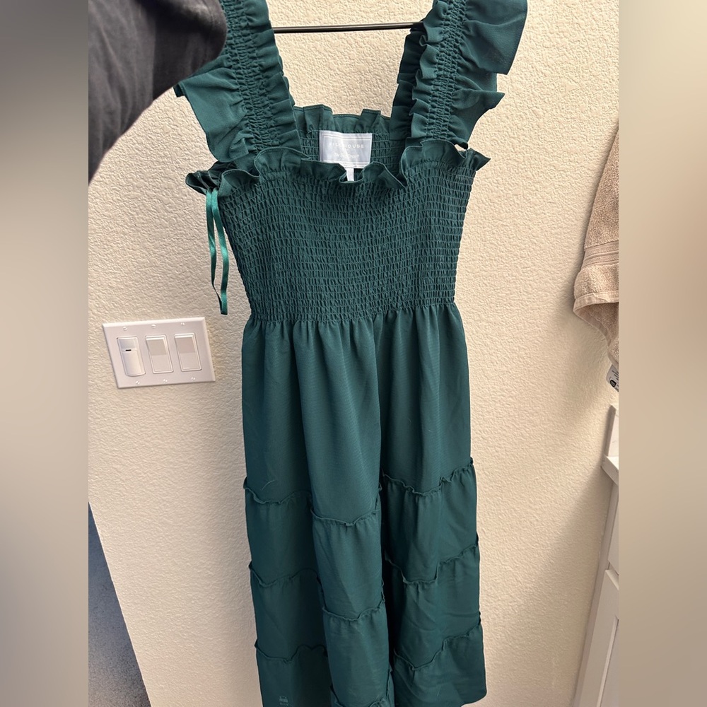 Hill House size L green nap dress